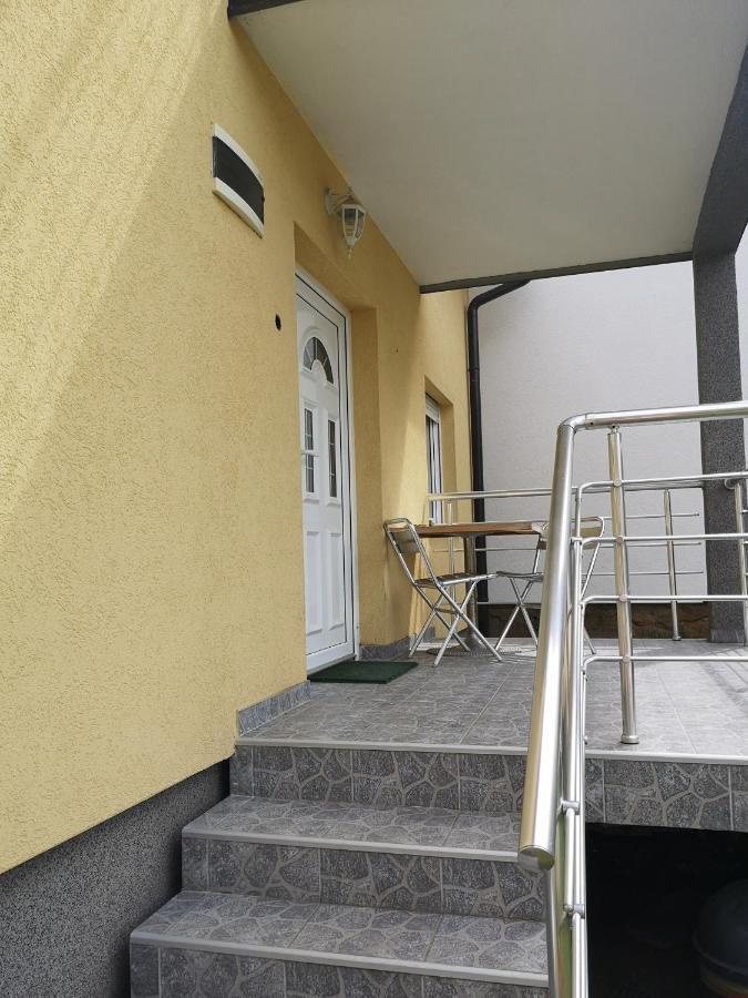 Apartmani Zubor Banja Koviljaca Luaran gambar